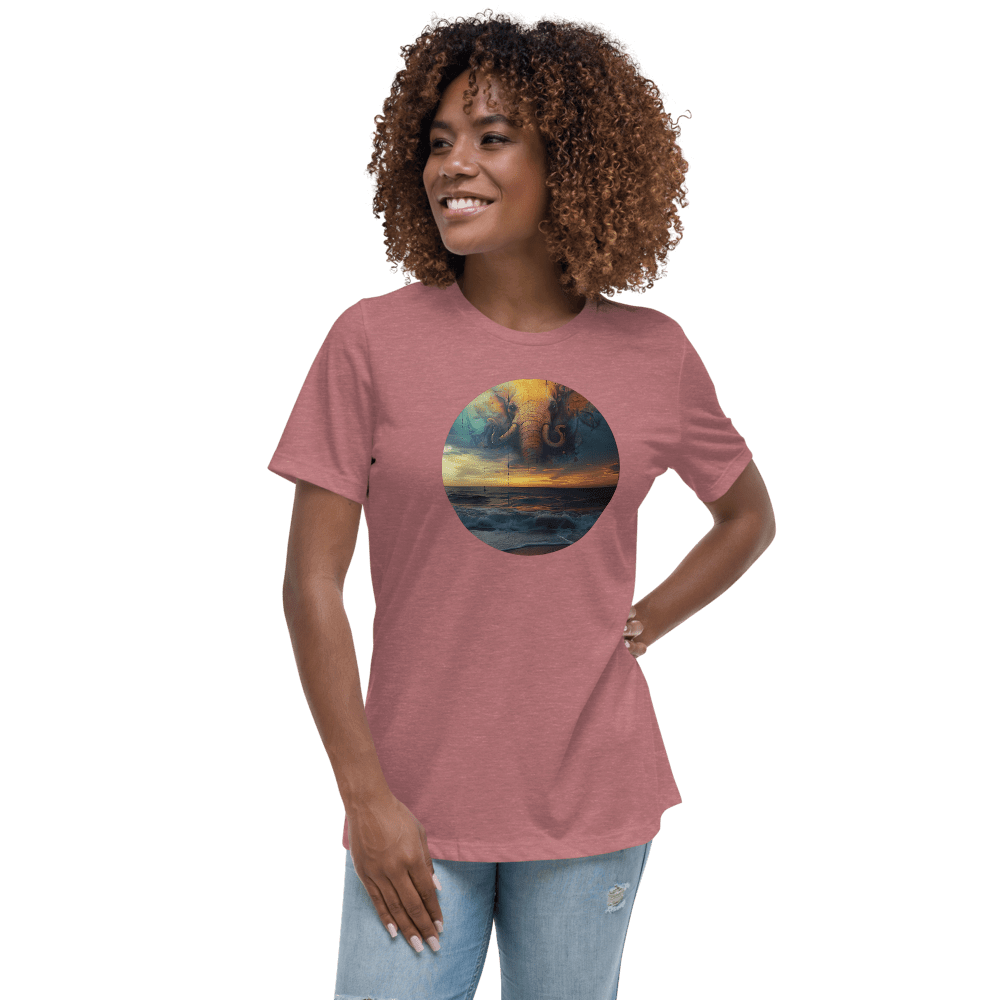 Elefant Women's Relaxed T-Shirt